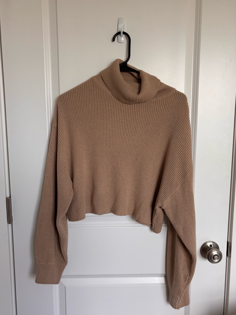 H&M Divided Tan Brown Cropped Turtleneck